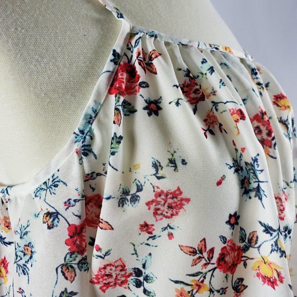 Zyra Halter-Style, Cold Shouldered Floral Top With Sleeves - Picture 7 of 13